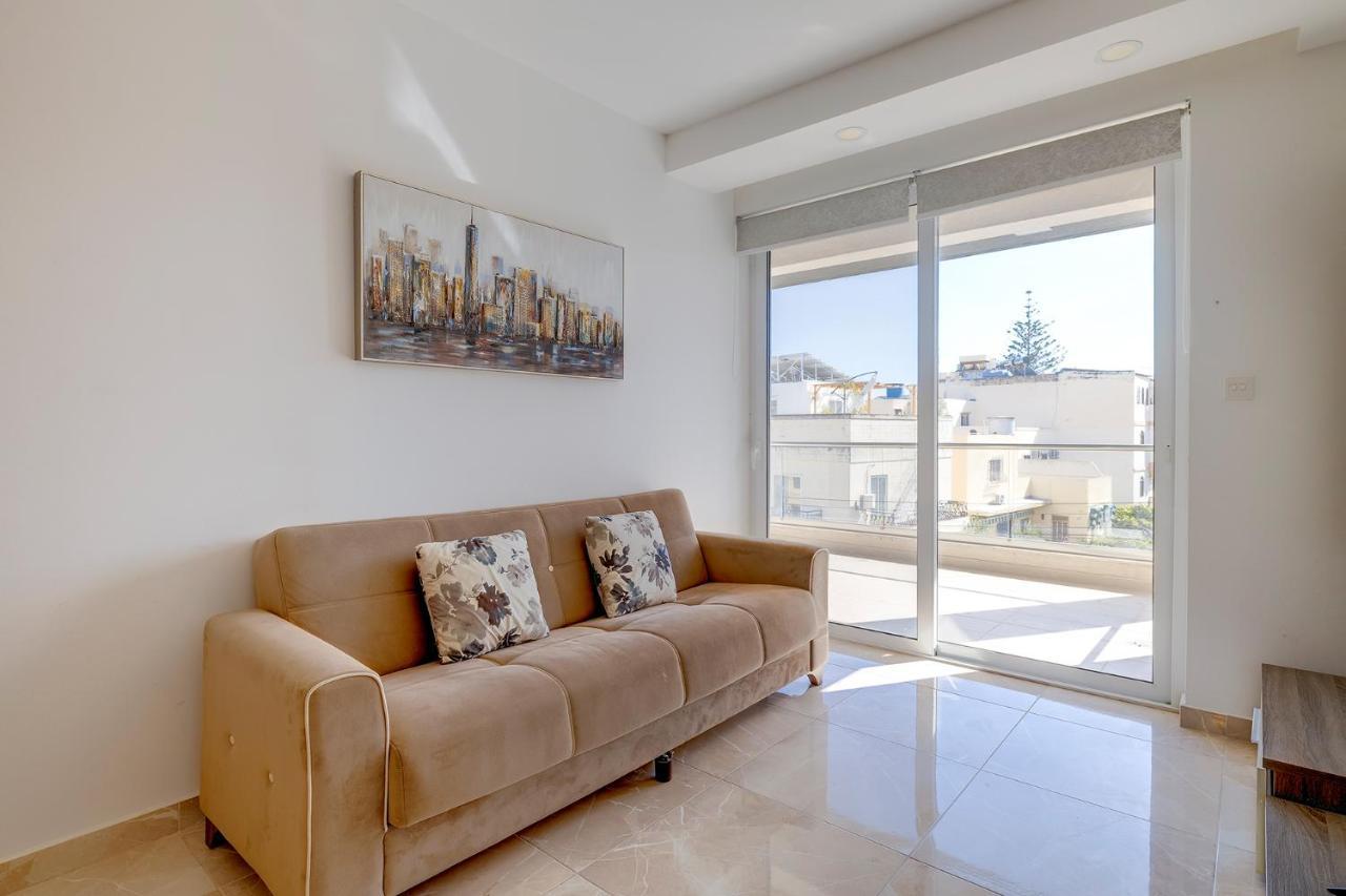 Modern 1Br Apartment In Central St Julian'S Saint Julian's Екстериор снимка