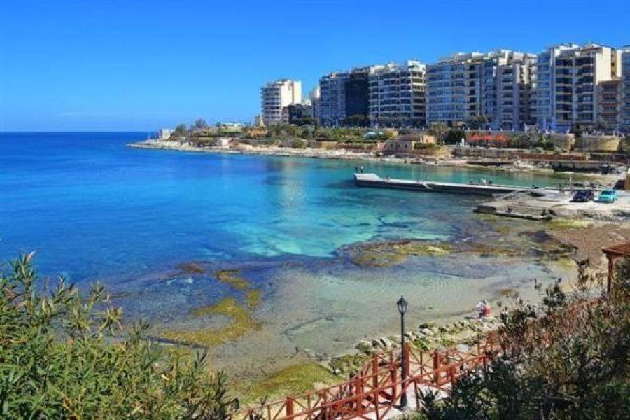 Modern 1Br Apartment In Central St Julian'S Saint Julian's Екстериор снимка